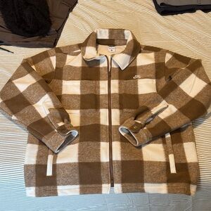 Nike SB Essential Skate Shirt Jacket